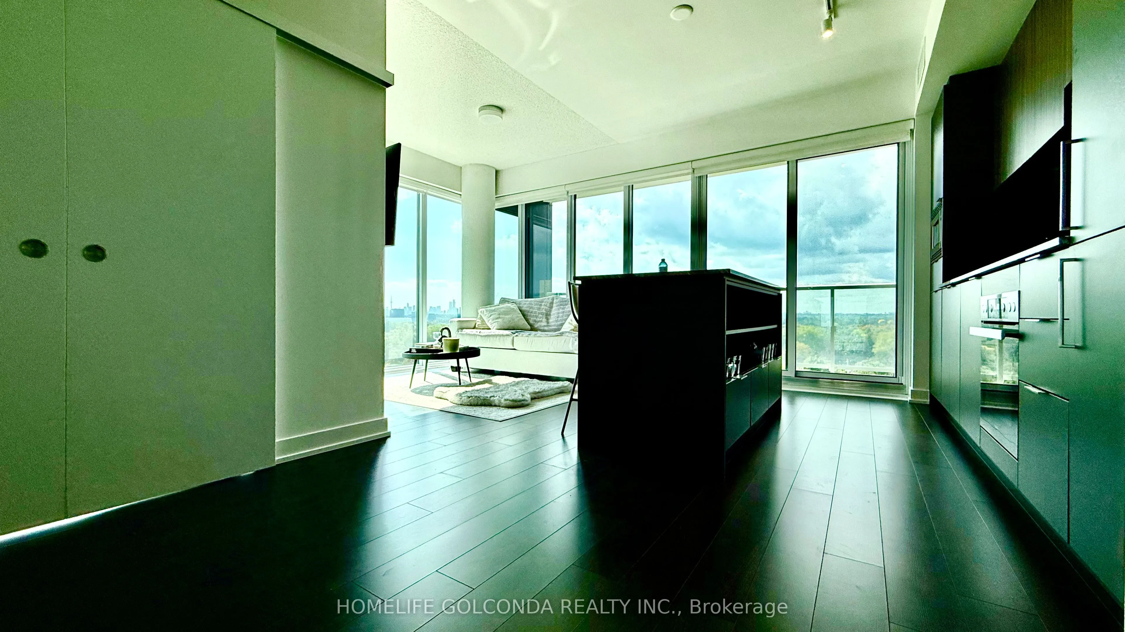 20 O'Neill Road, #733