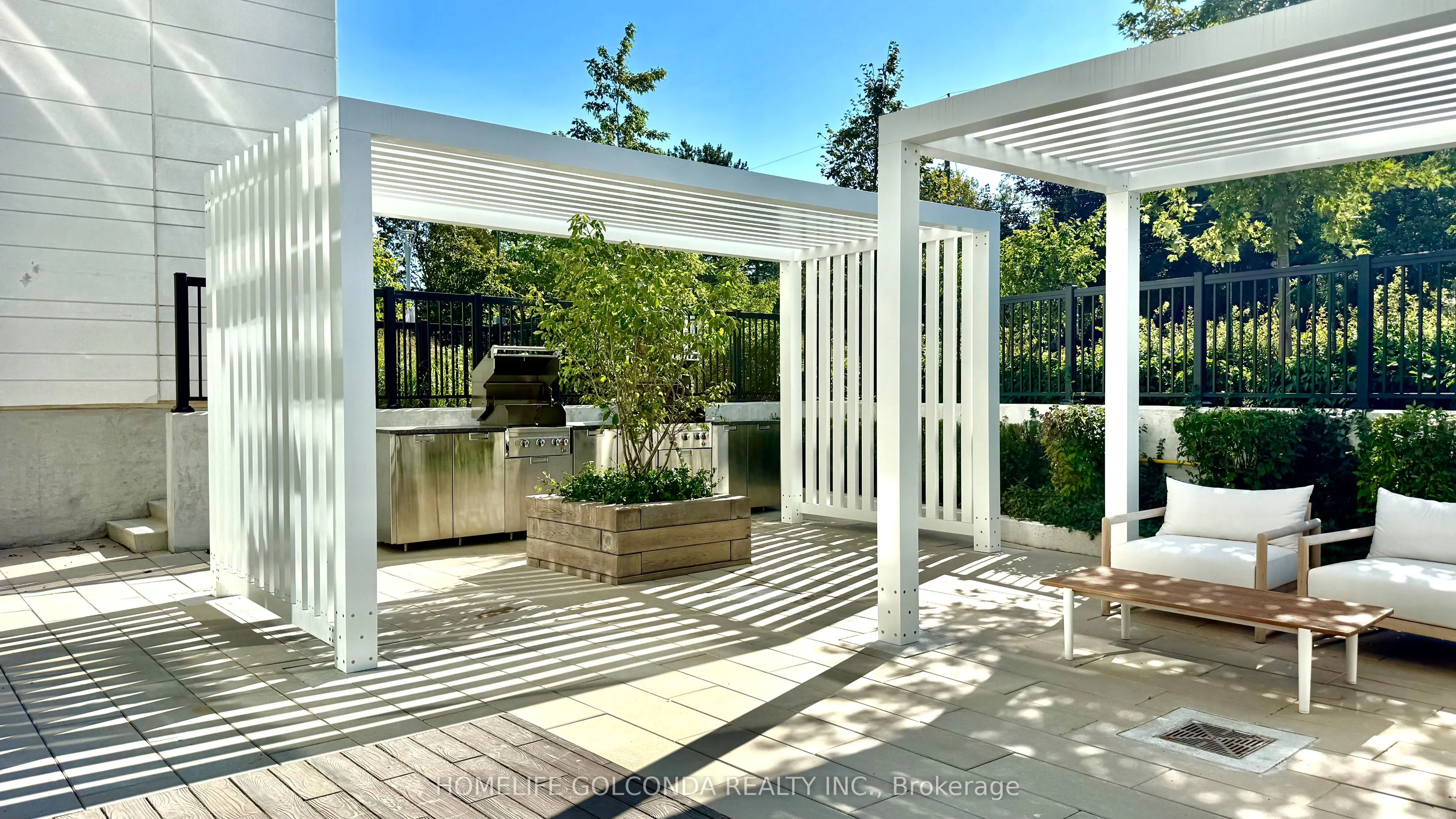 20 O'Neill Road, #733