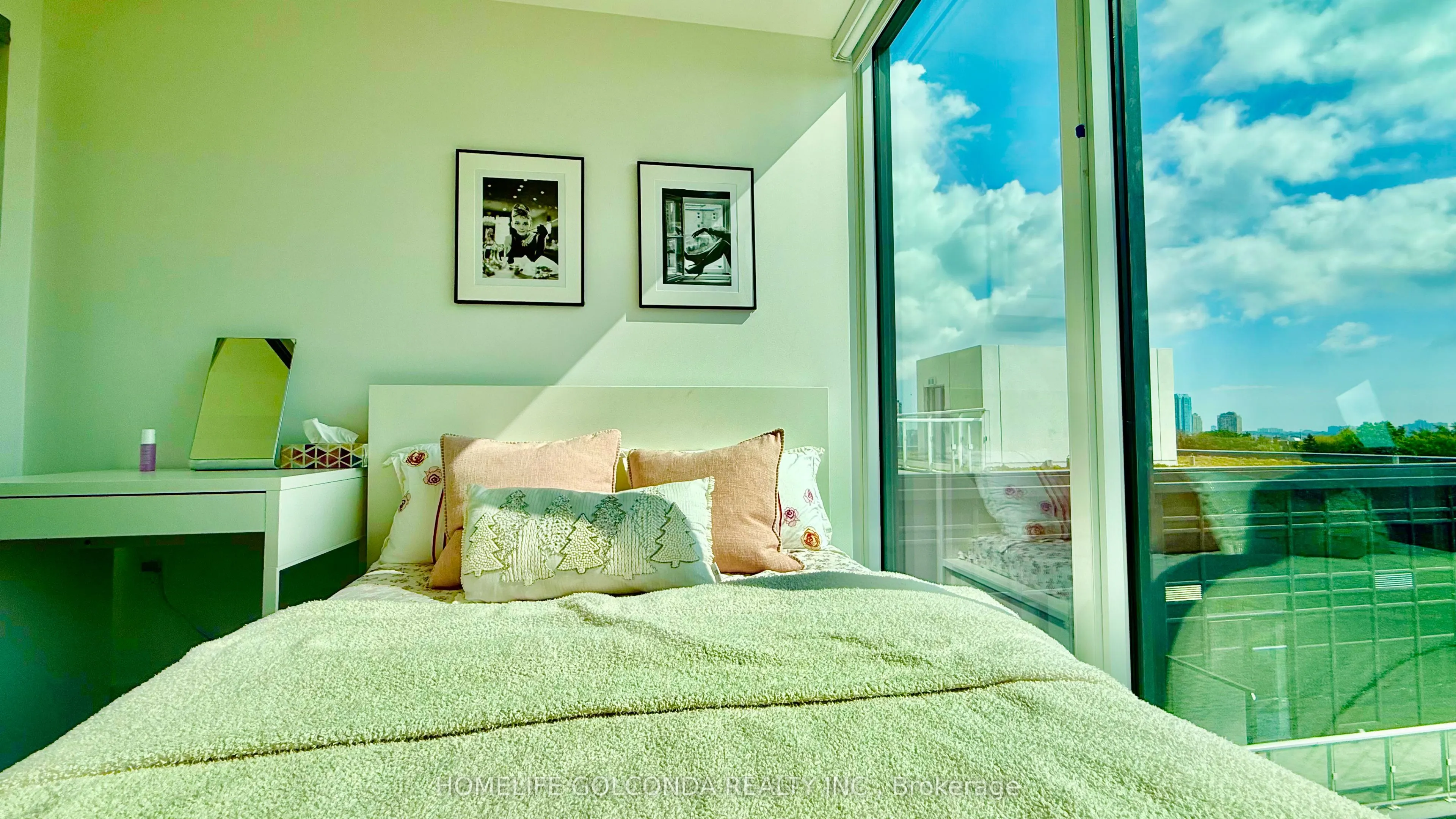 20 O'Neill Road, #733