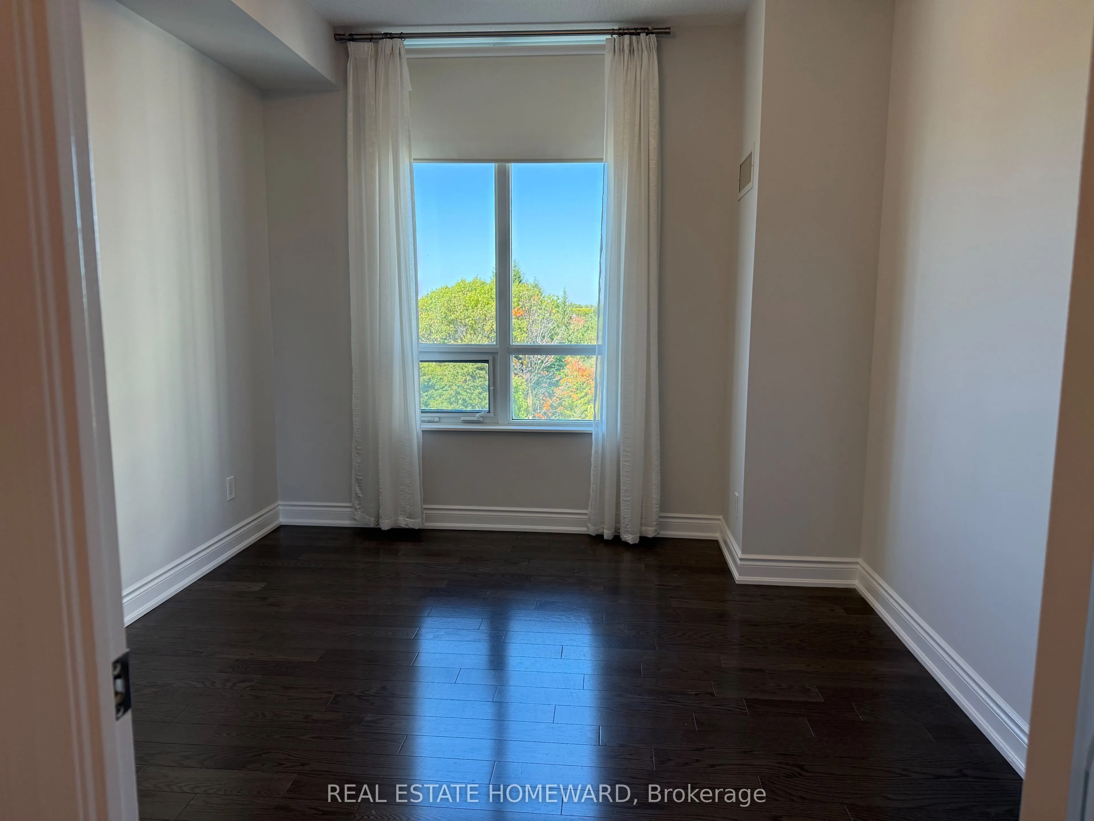 10 Bloorview Place, #714
