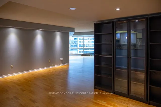 1001 Bay Street, #3008