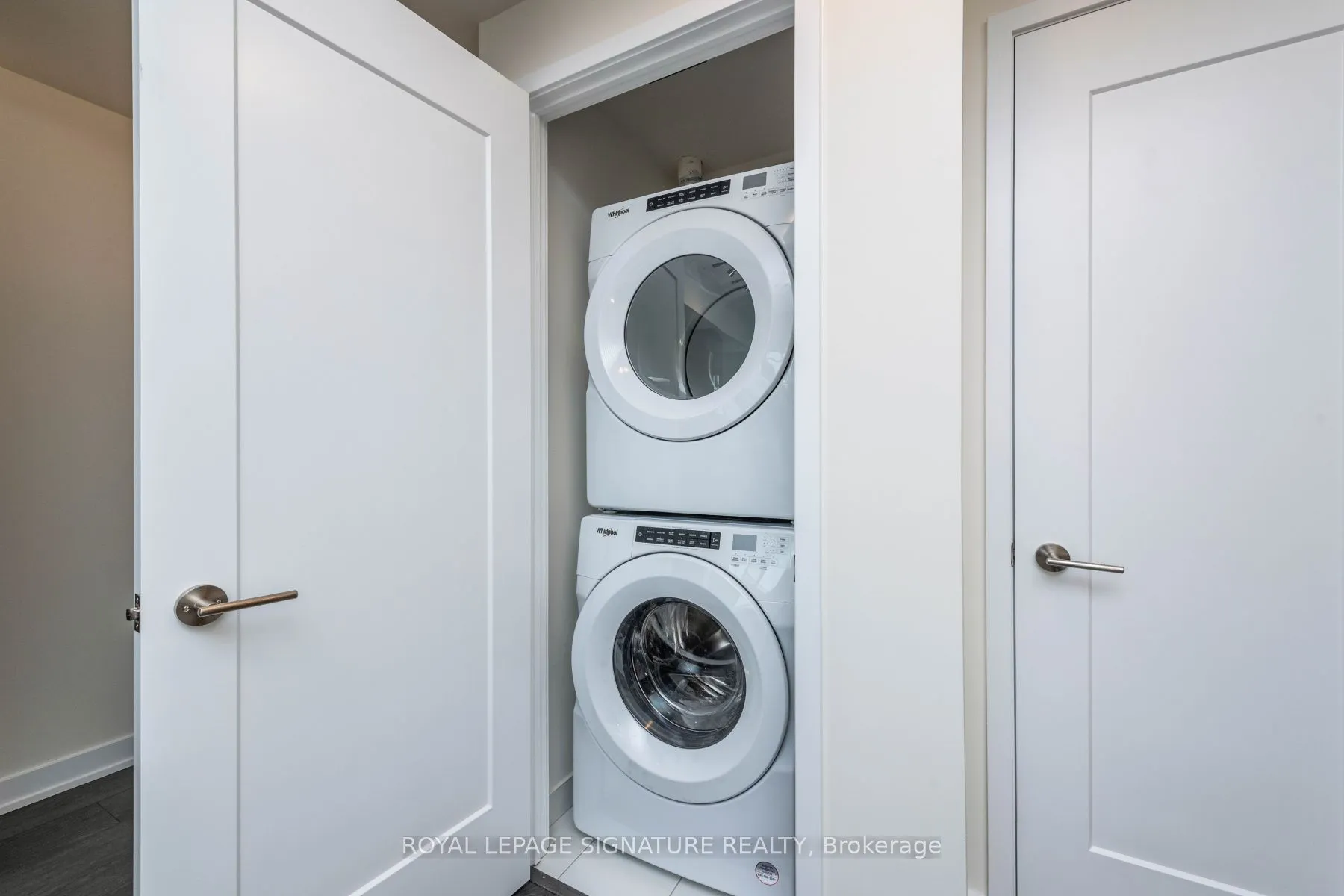 28 Freeland Street, #5306