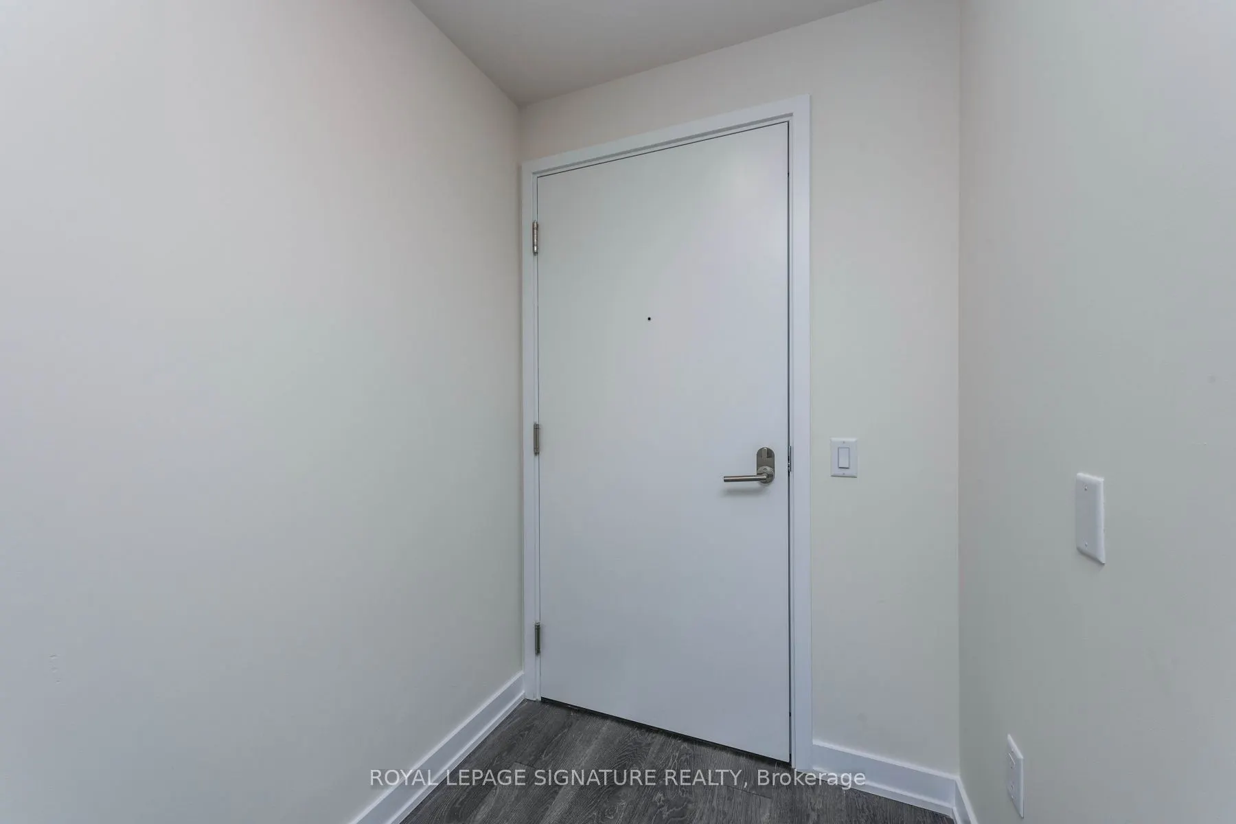 28 Freeland Street, #5306
