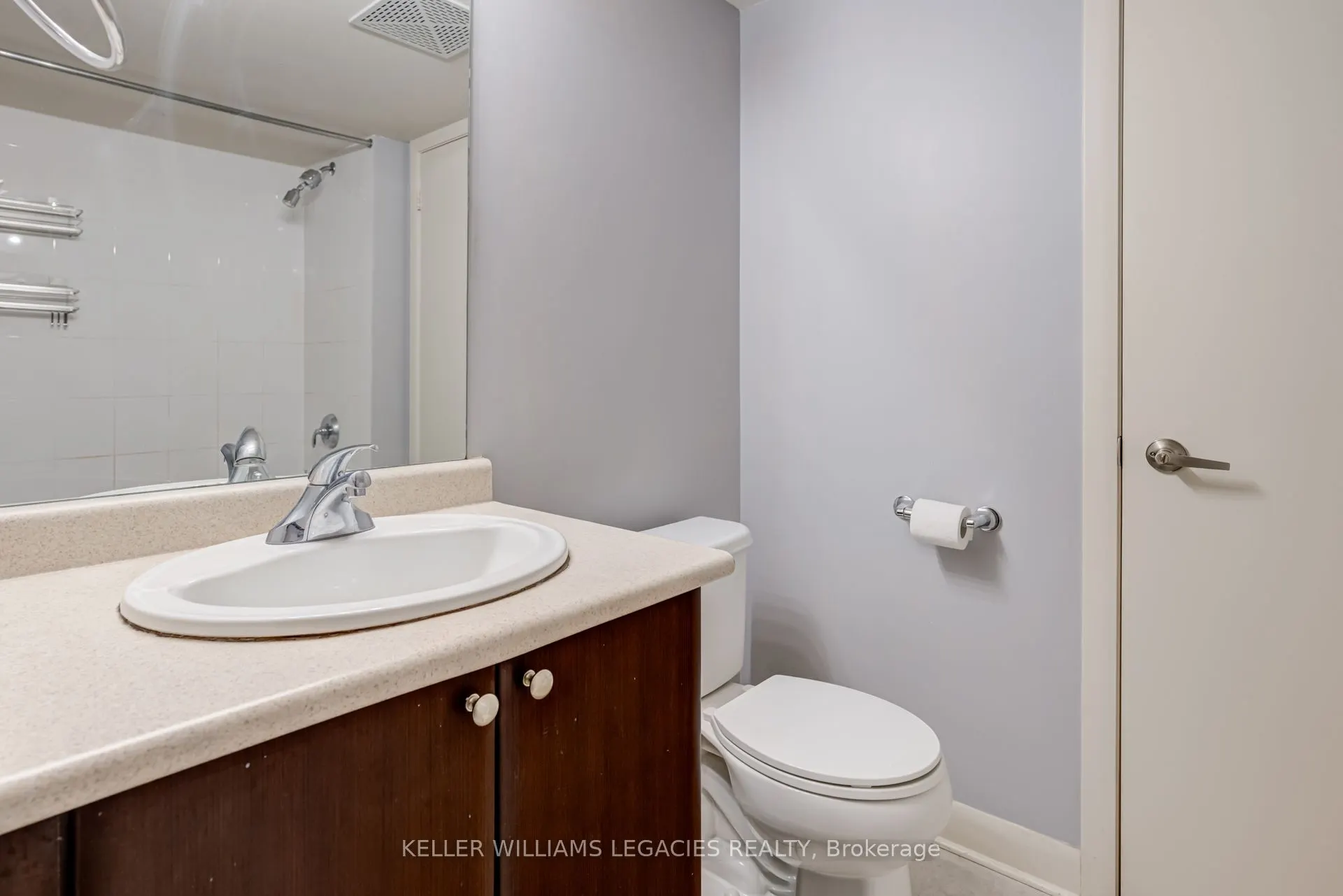 525 Wilson Avenue, #842