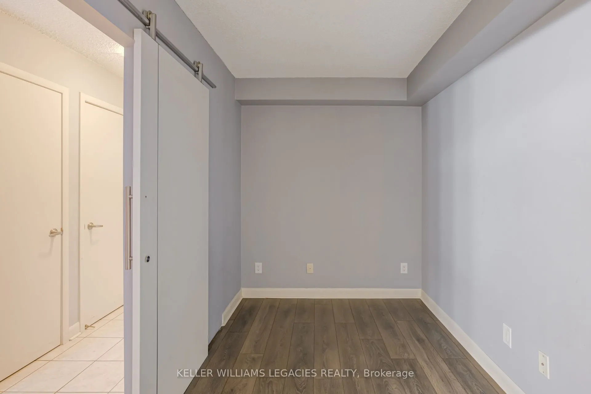 525 Wilson Avenue, #842