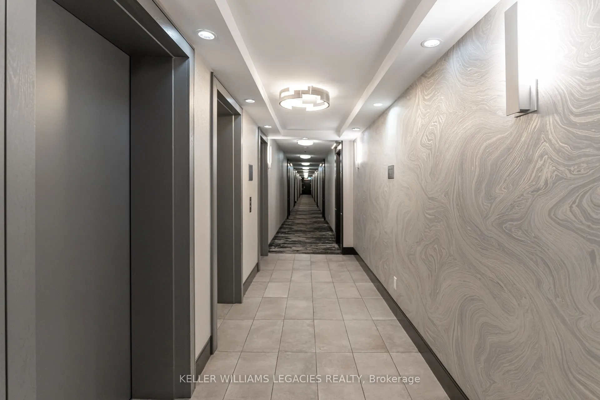 525 Wilson Avenue, #842