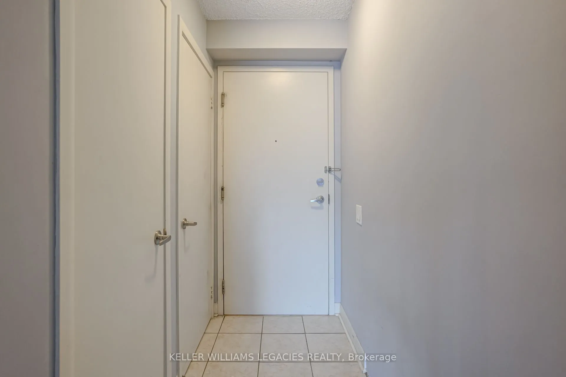 525 Wilson Avenue, #842