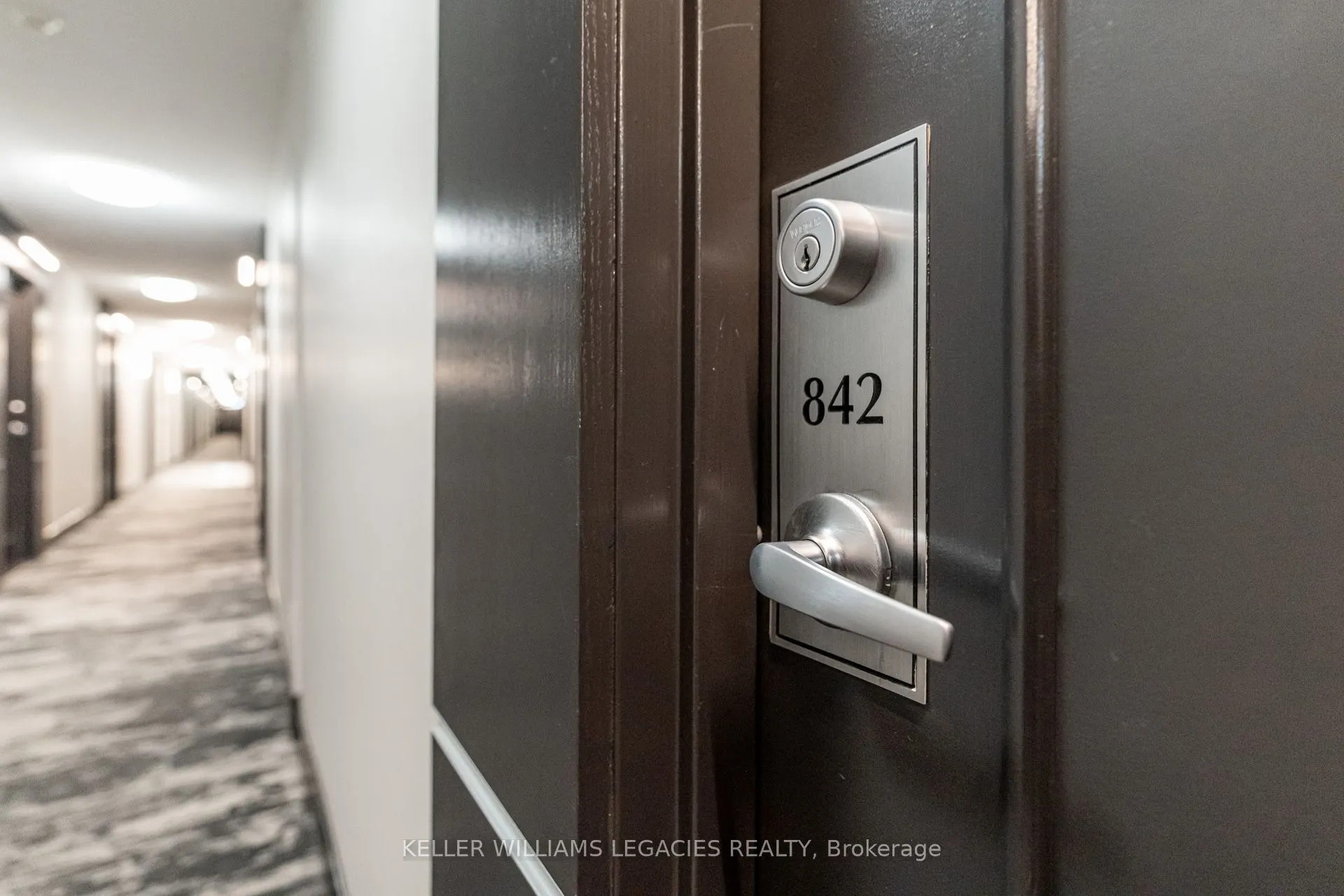 525 Wilson Avenue, #842
