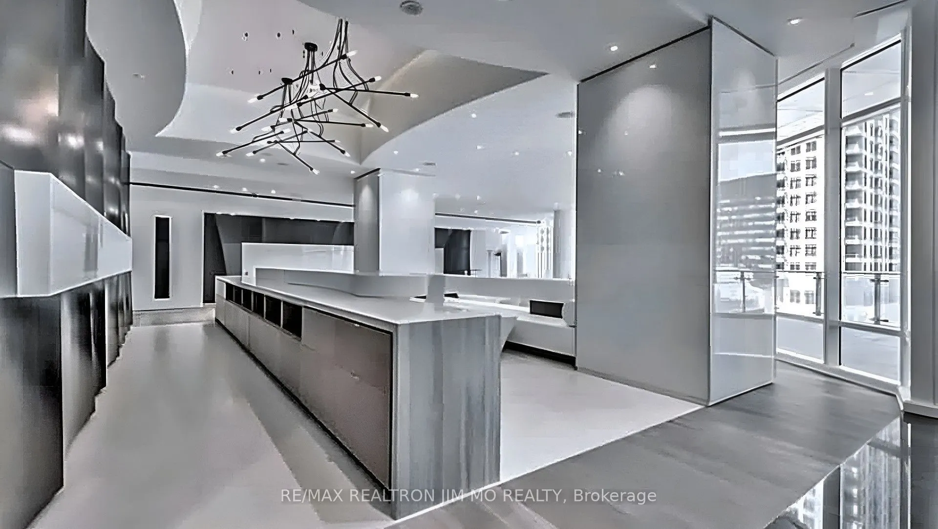 1 Bloor Street E, #3401