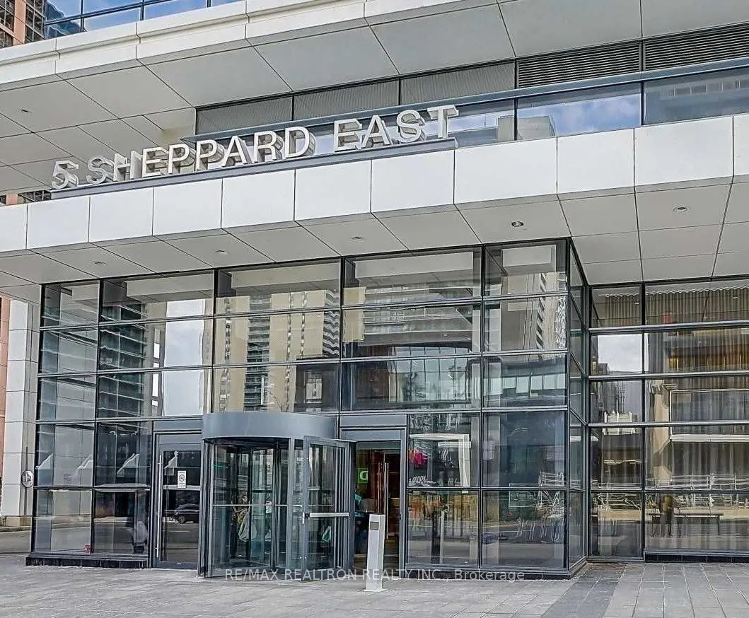 5 Sheppard Avenue E, #2718