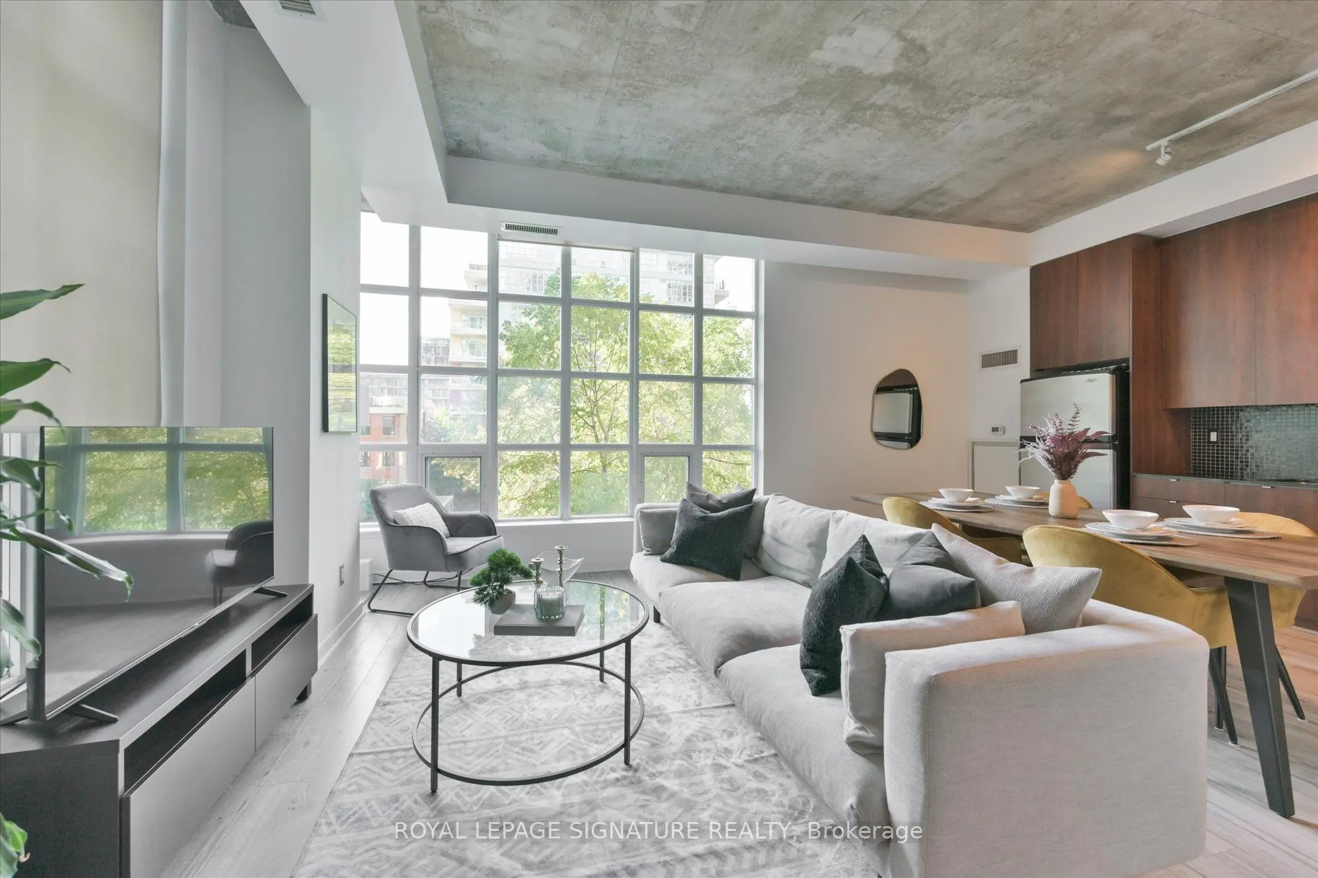 23 Brant Street, #305