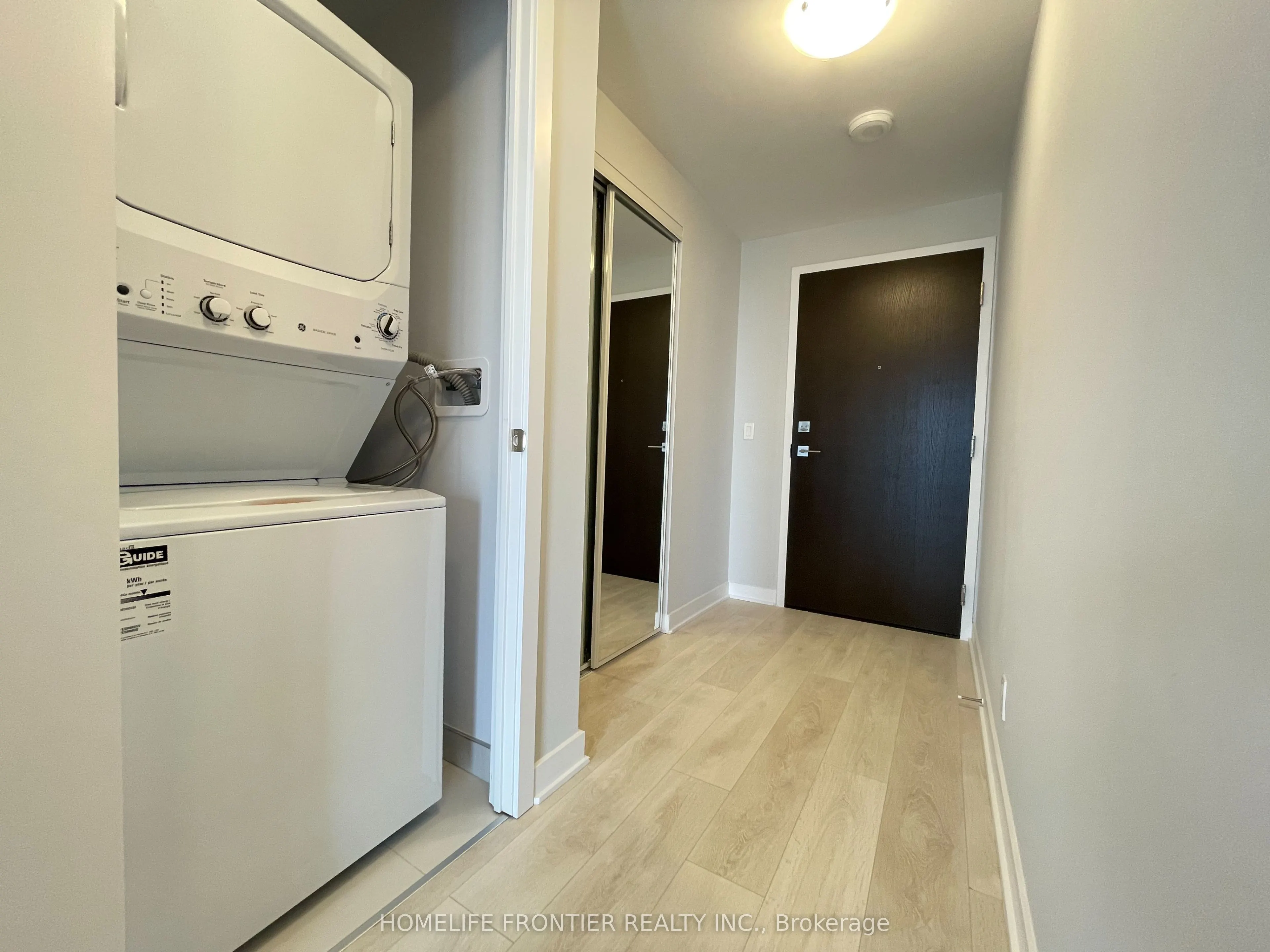 2221 Yonge Street, #3501