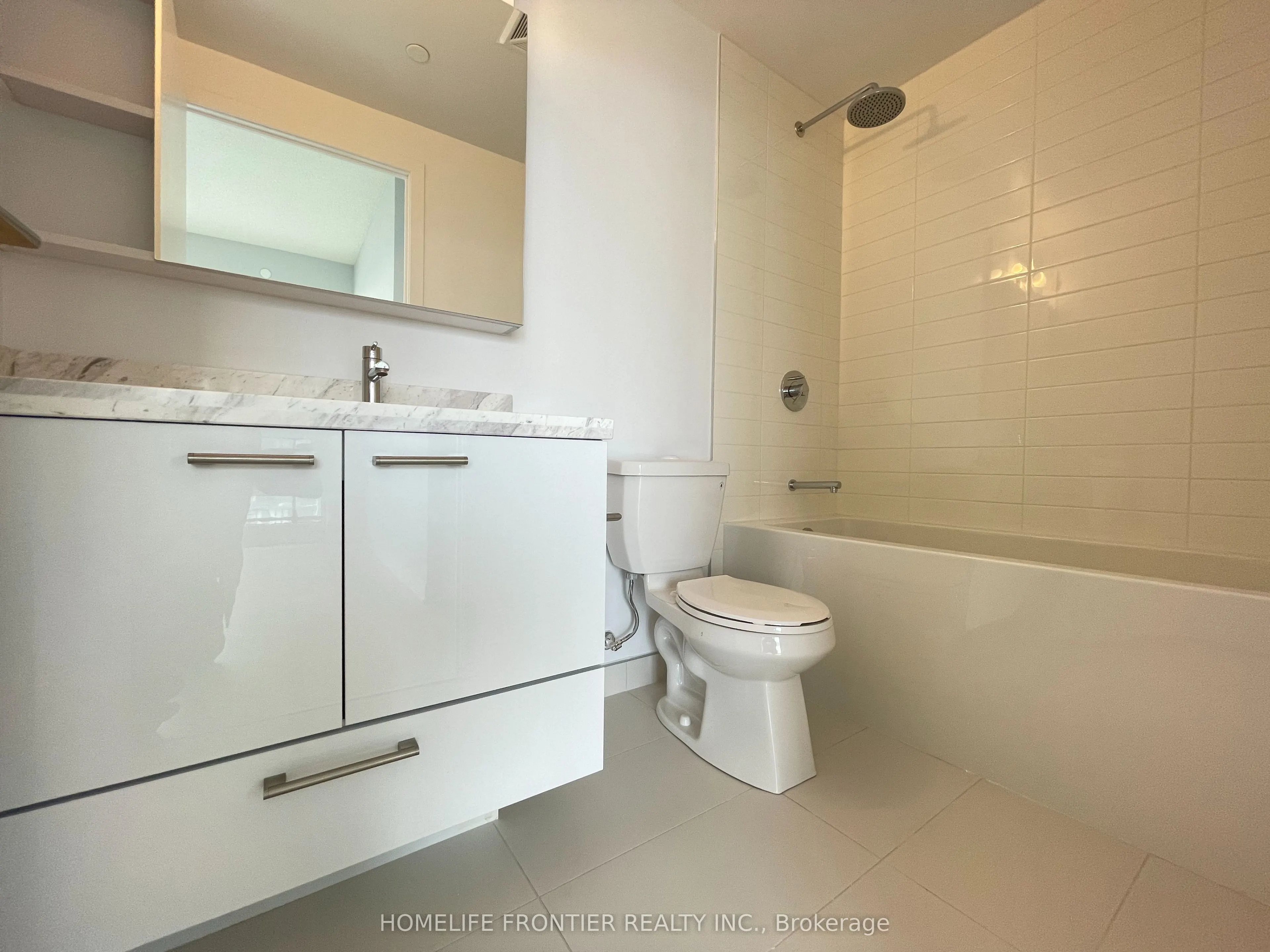 2221 Yonge Street, #3501