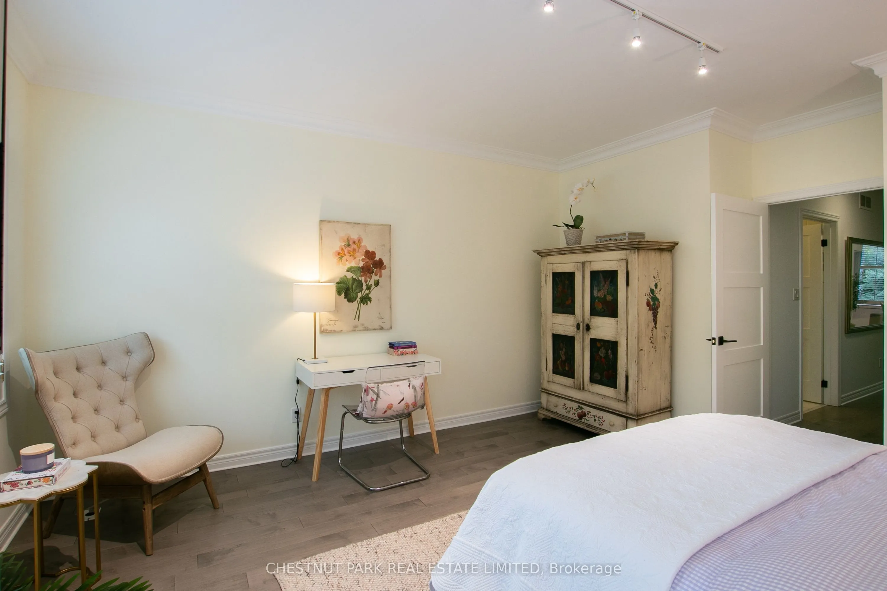 108 Pleasant Boulevard, #13