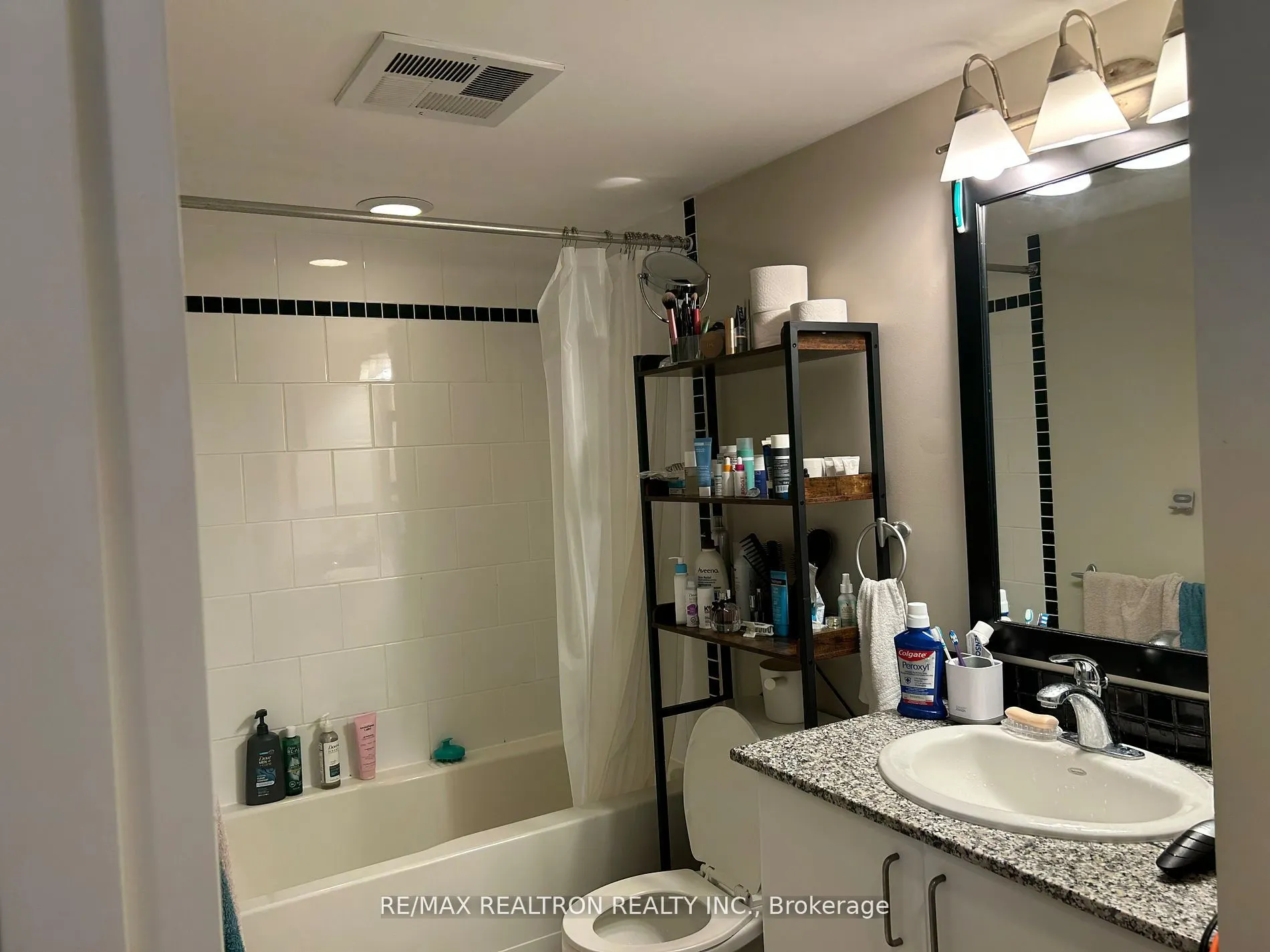 33 Sheppard Avenue E, #2912