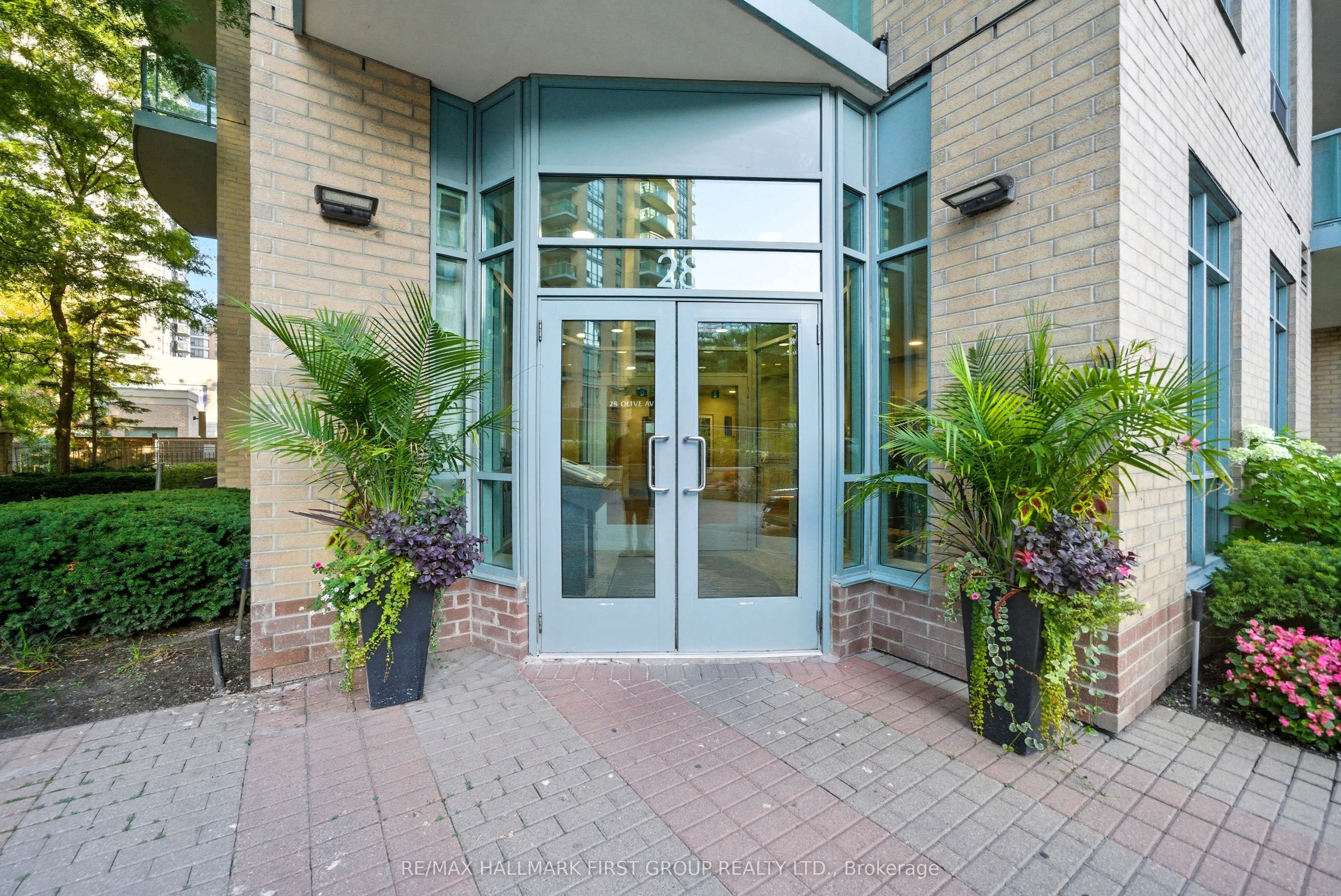 28 Olive Avenue, #612