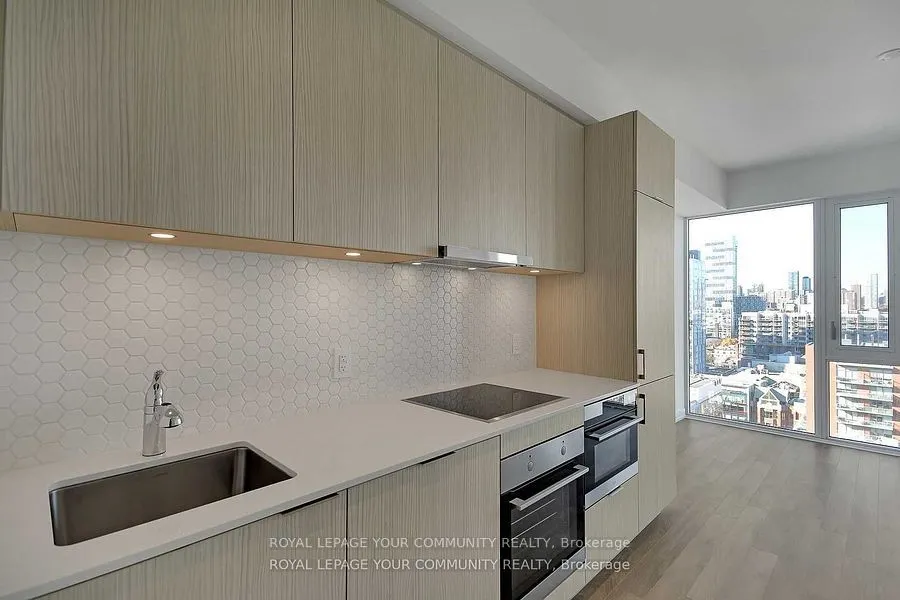 158 Front Street E, #1705