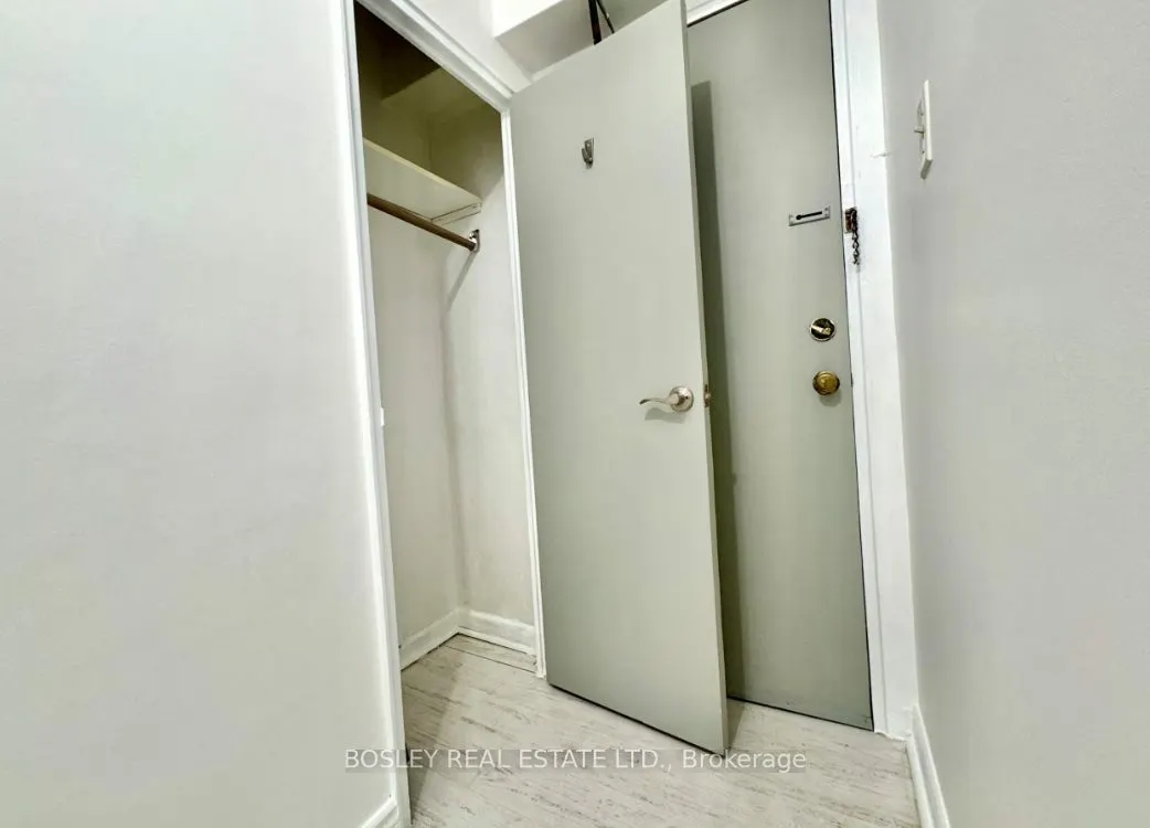 740 Eglinton Avenue W, #108