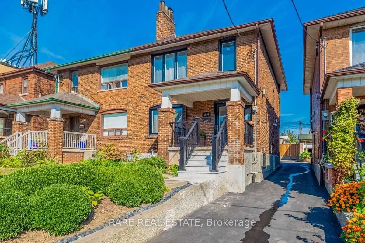 1993 Dufferin Street