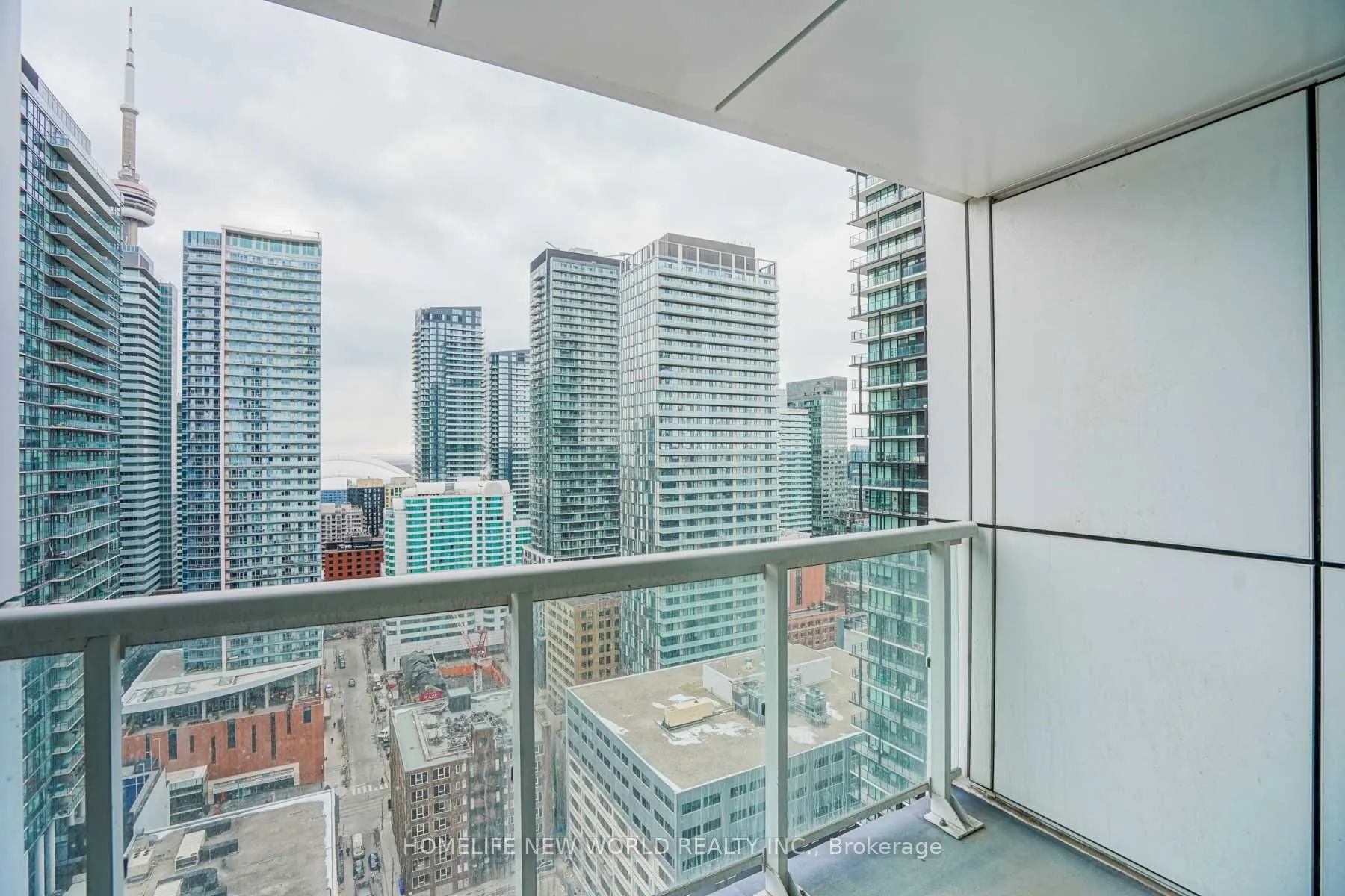 318 Richmond Street W, #2708