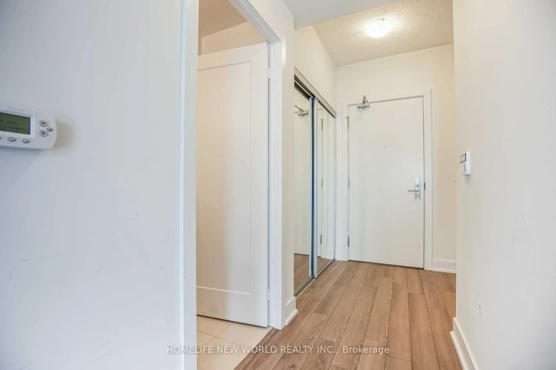 318 Richmond Street W, #2708
