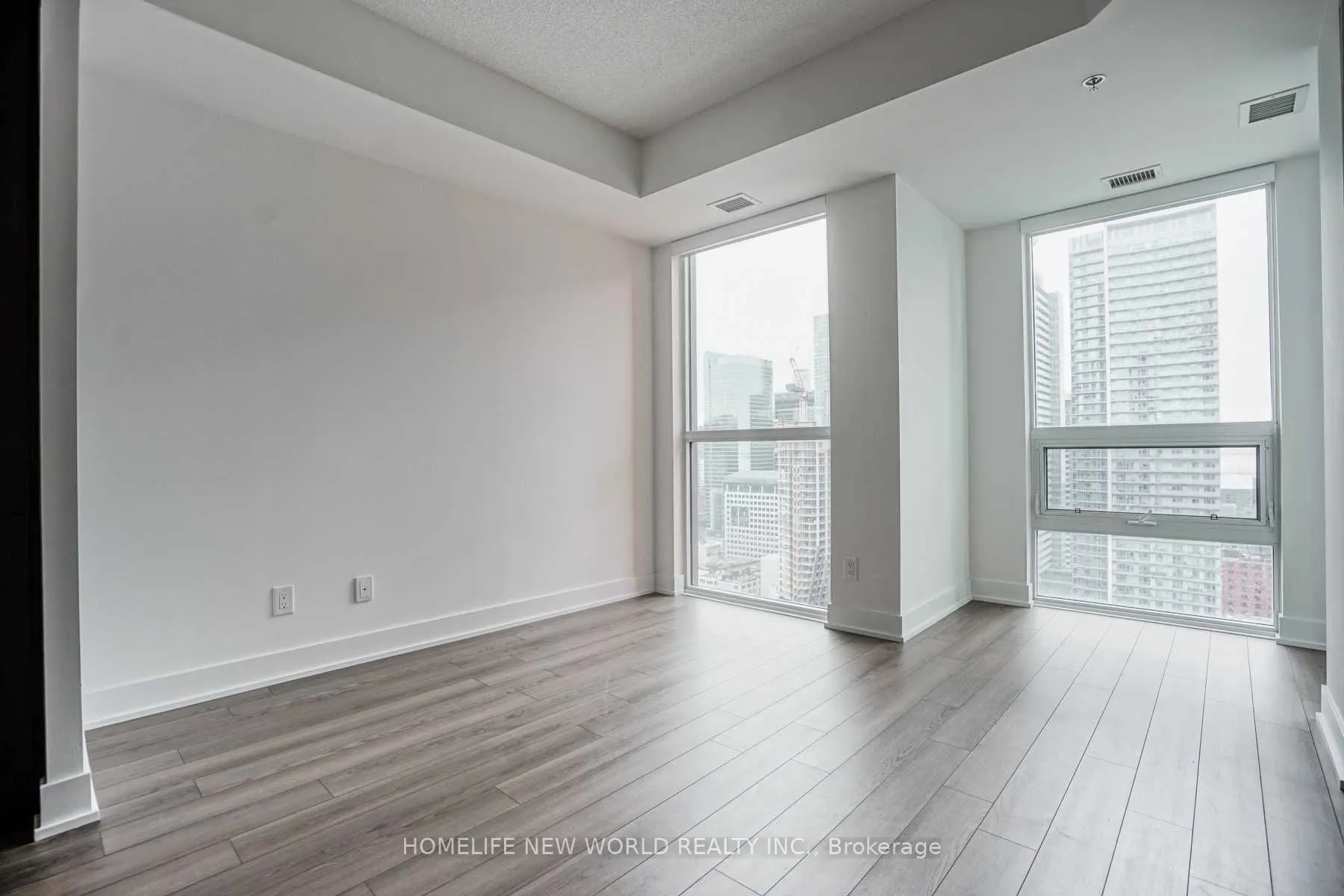 318 Richmond Street W, #2708