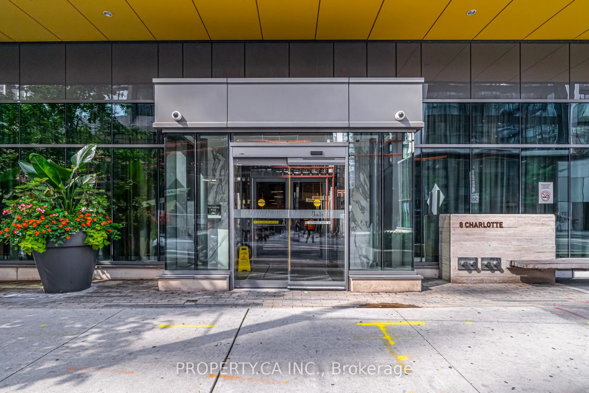 8 Charlotte Street, #3207
