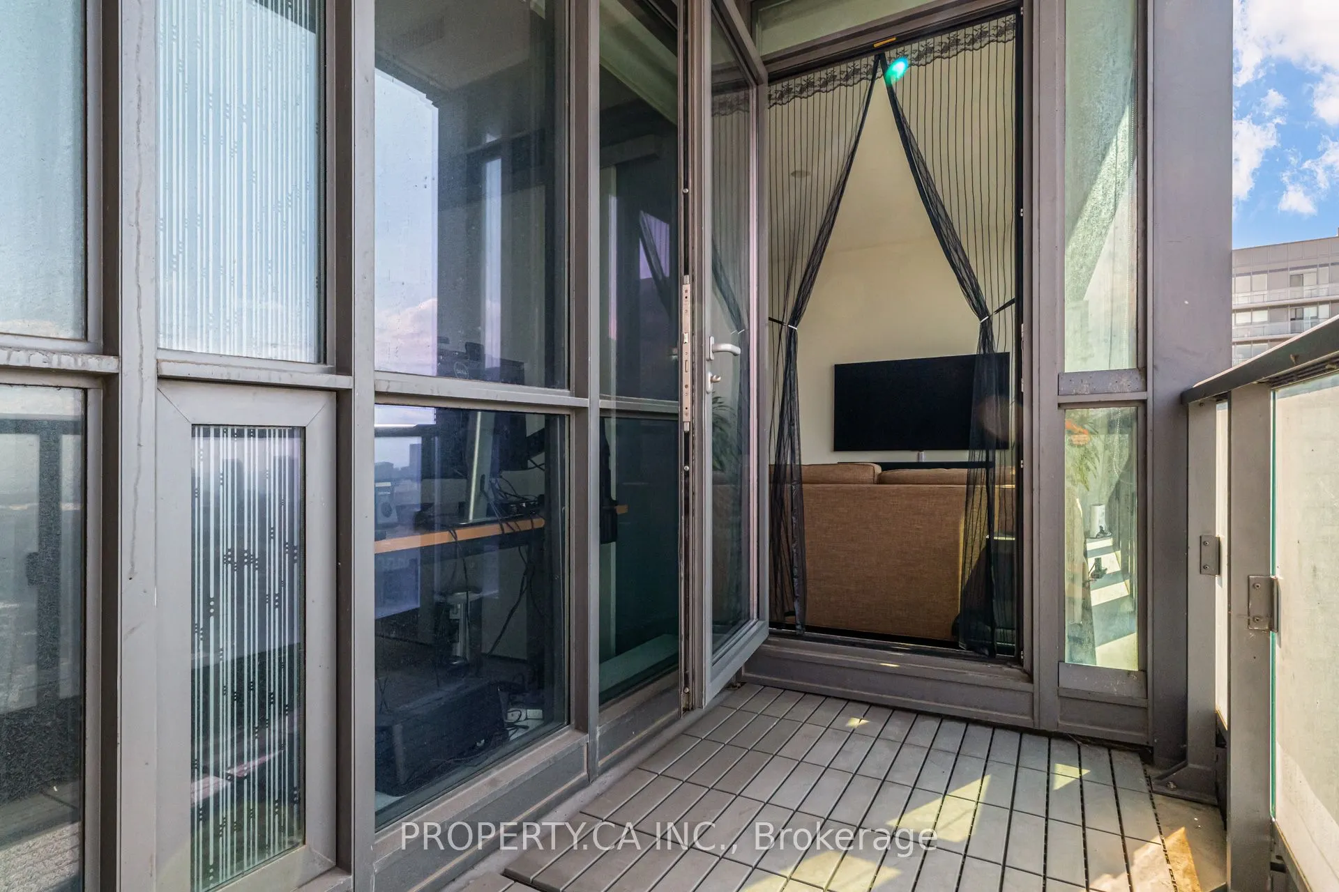 8 Charlotte Street, #3207