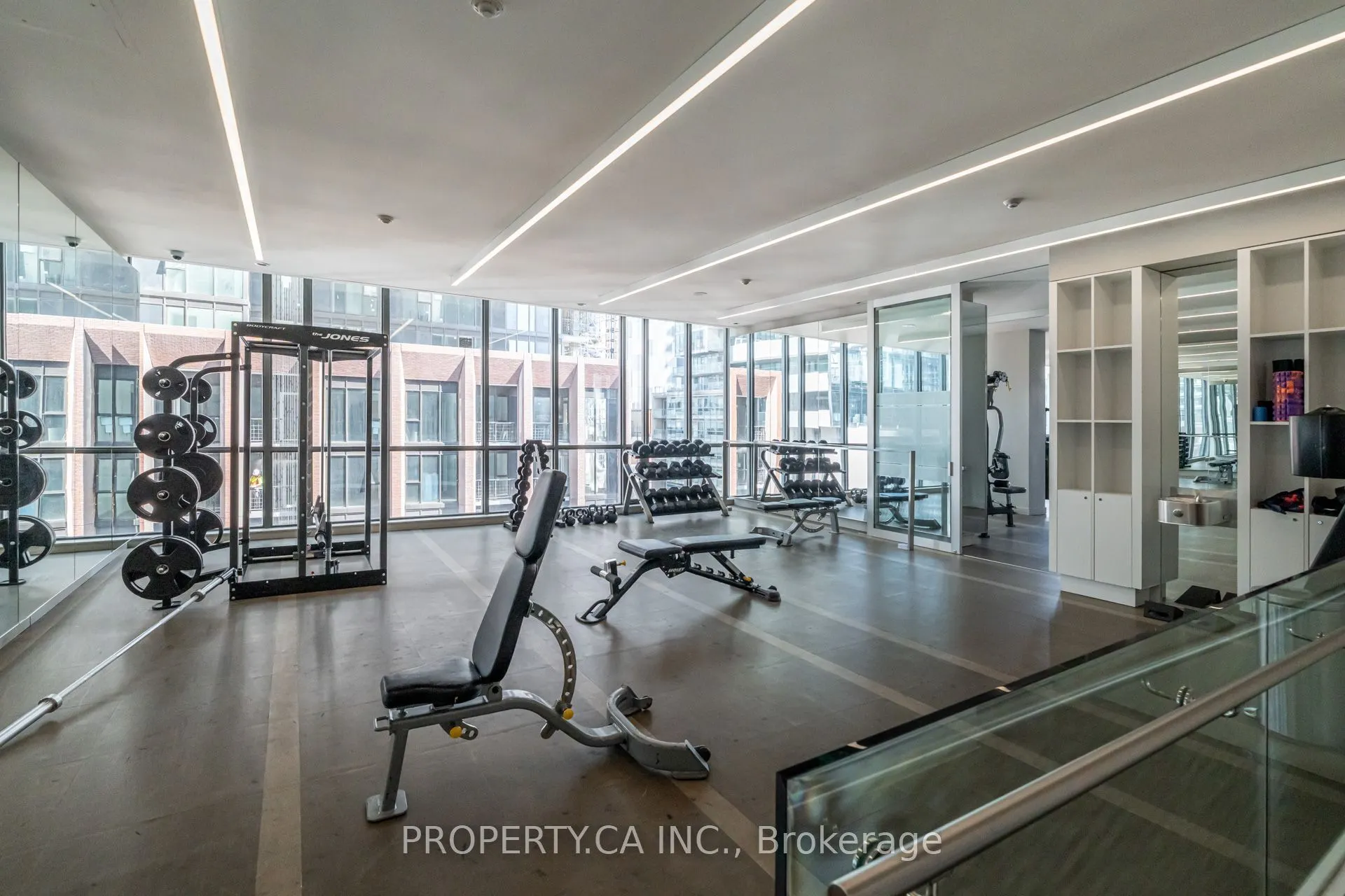 8 Charlotte Street, #3207