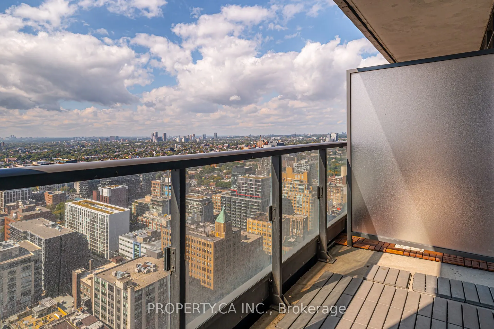 8 Charlotte Street, #3207