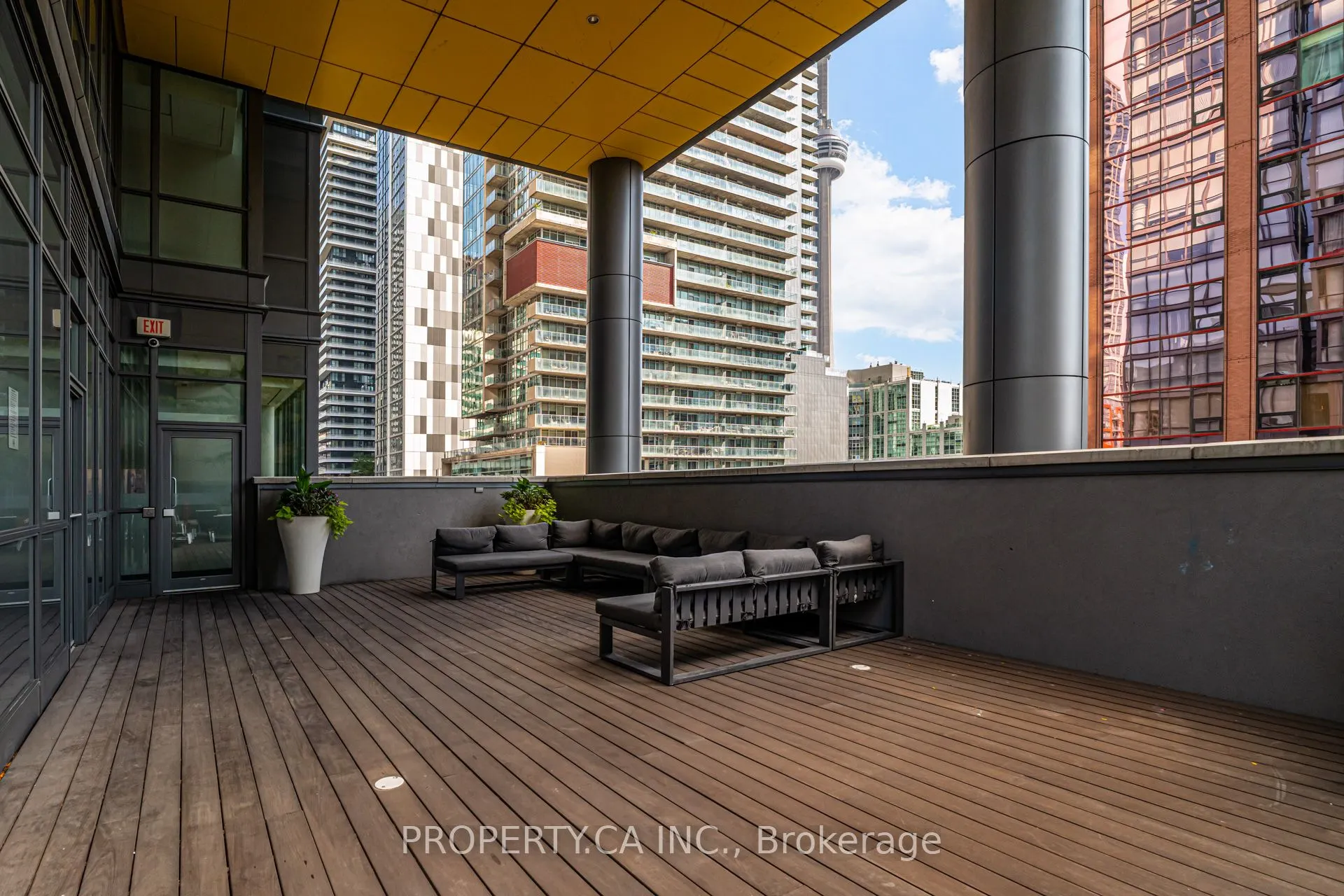 8 Charlotte Street, #3207