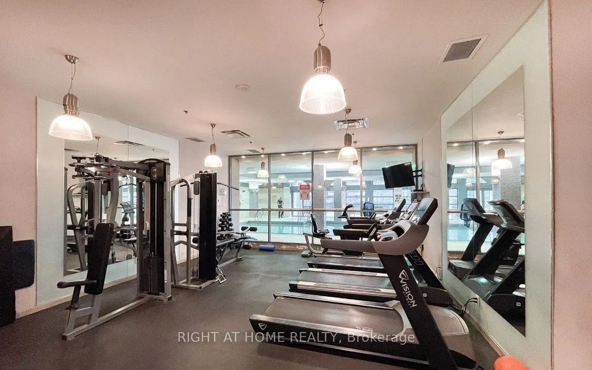 23 Hollywood Avenue, #503