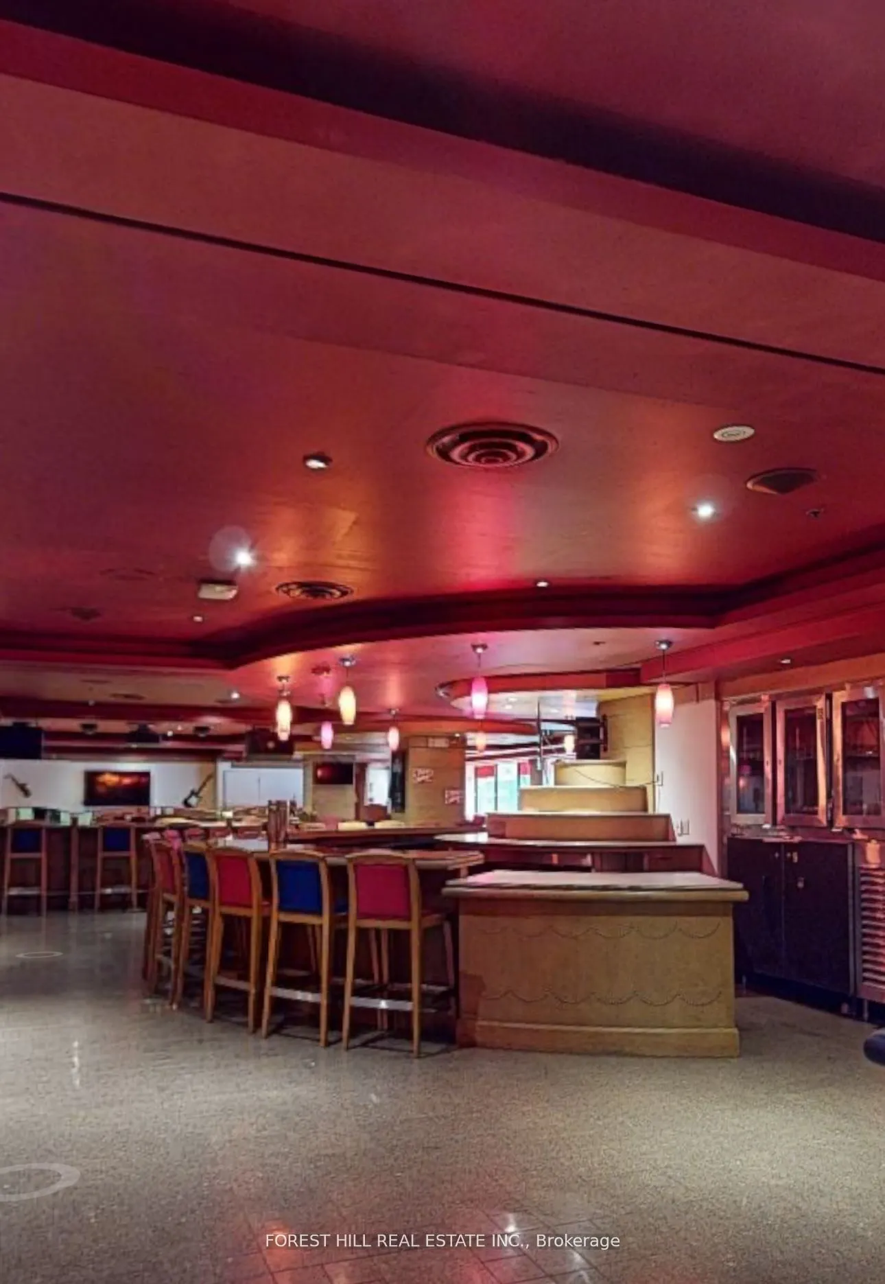33 Gerrard Street W, #CHELSEA HOTEL (Monarchs)