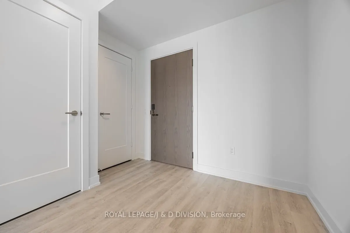 30 Inn On The Park Drive, #4301