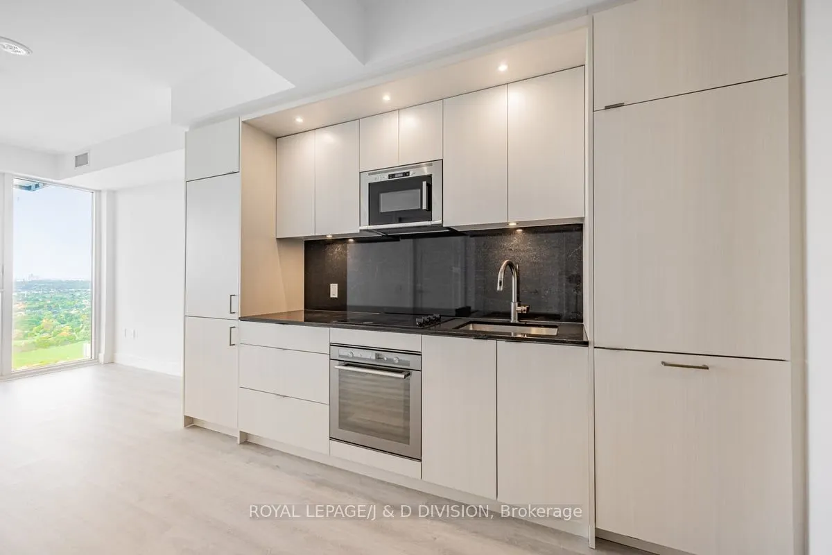 30 Inn On The Park Drive, #4301