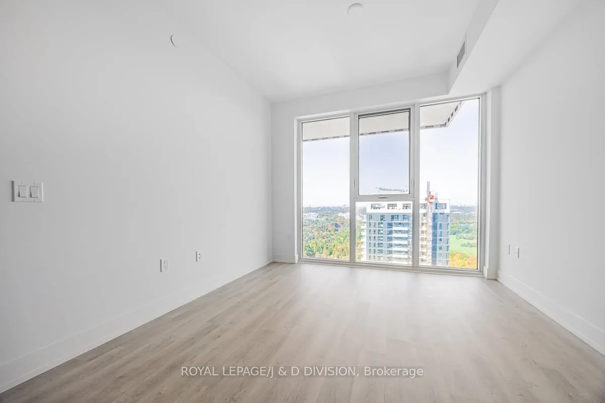 30 Inn On The Park Drive, #4301