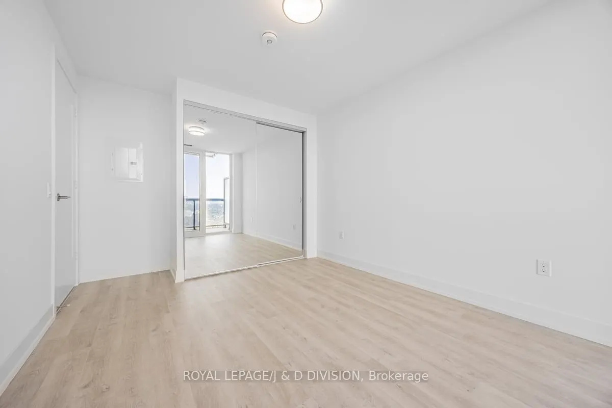 30 Inn On The Park Drive, #4301