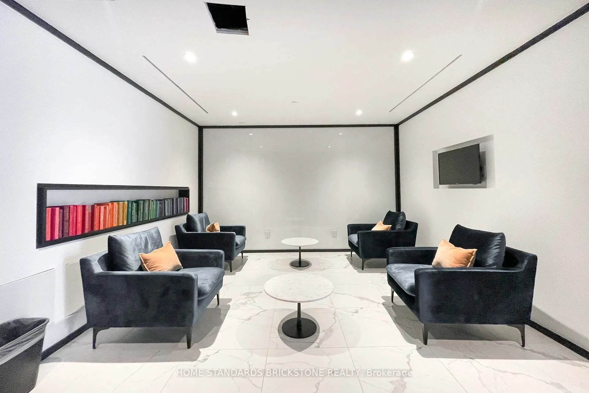 20 Edward Street, #510