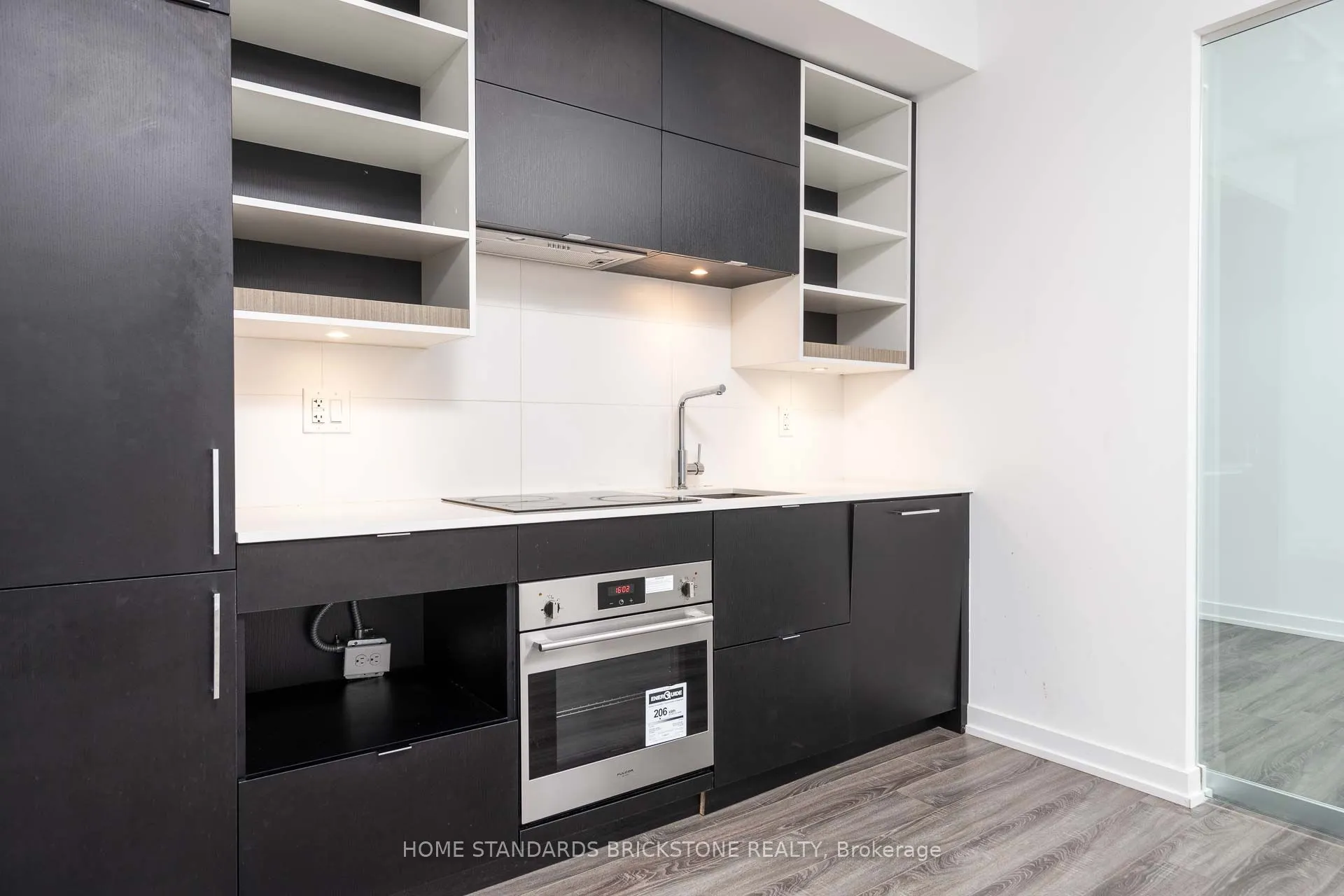 20 Edward Street, #510