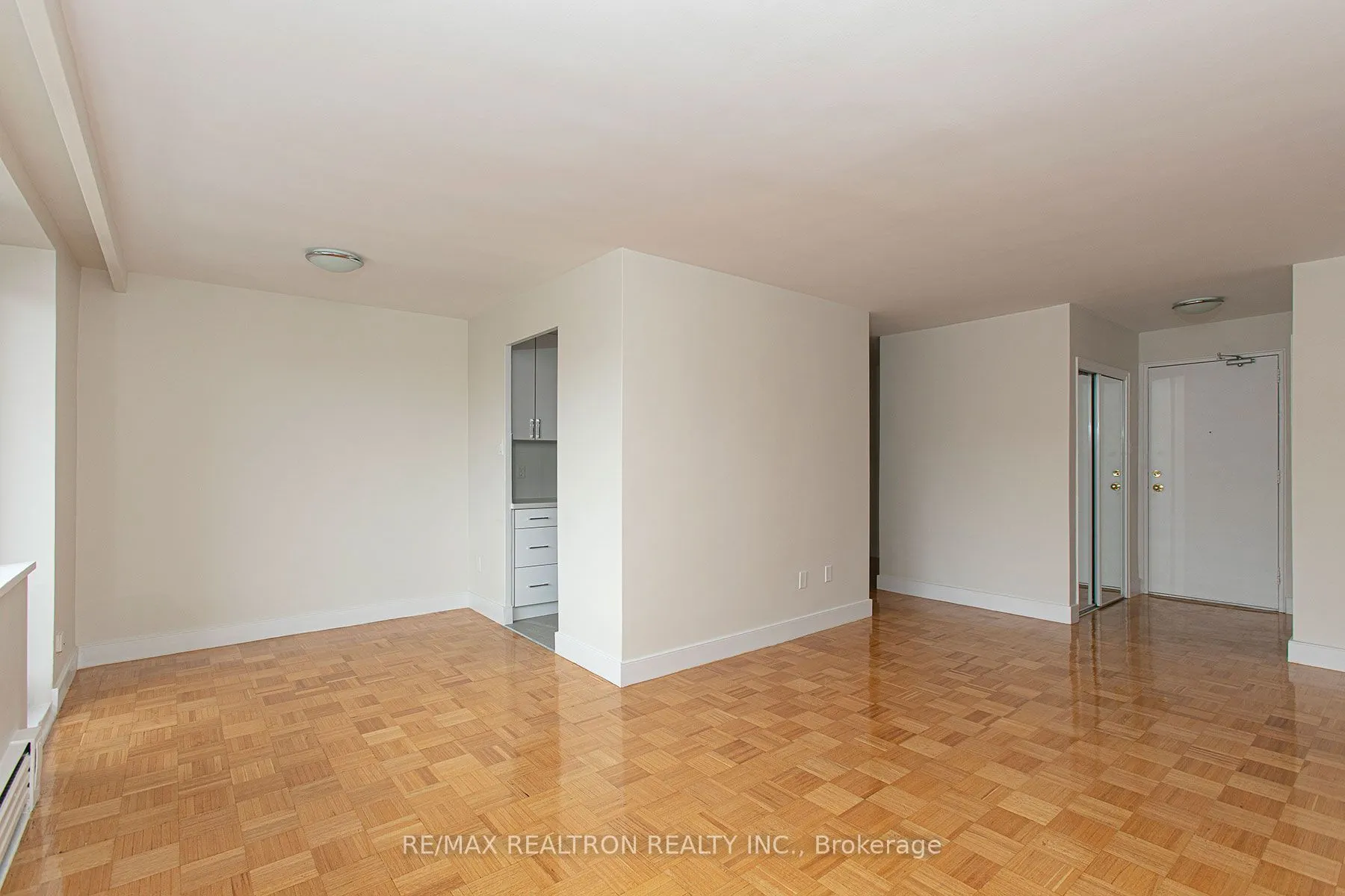 2 Grandstand Place, #207