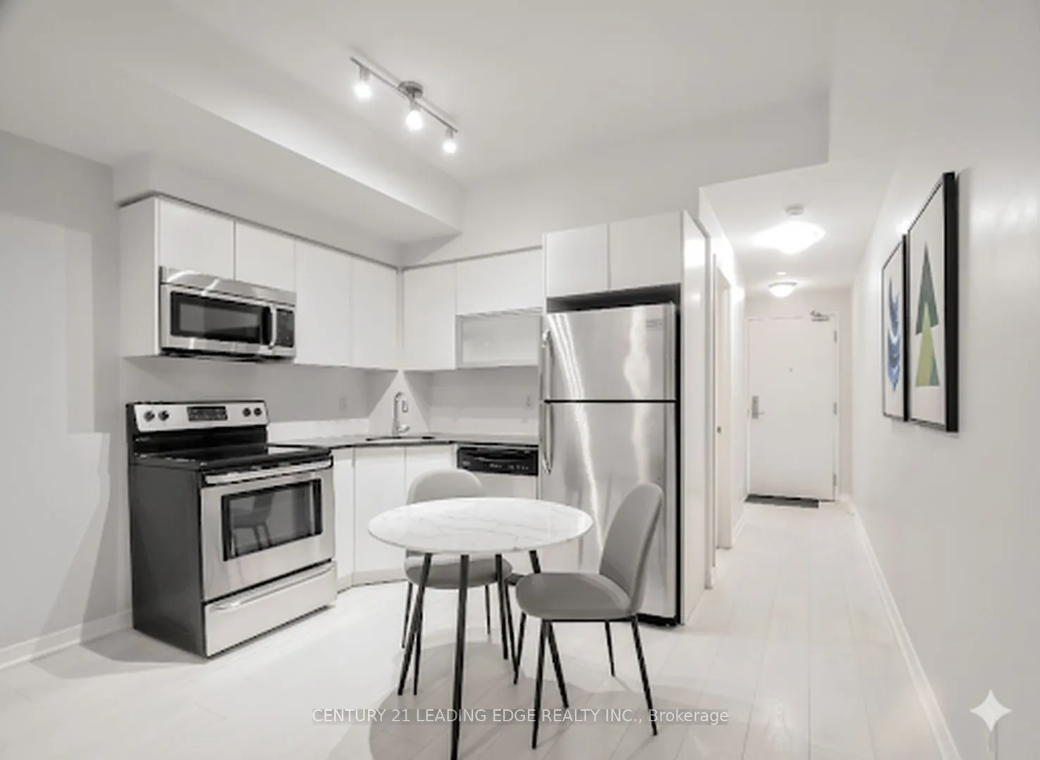 150 East Liberty Street, #1303