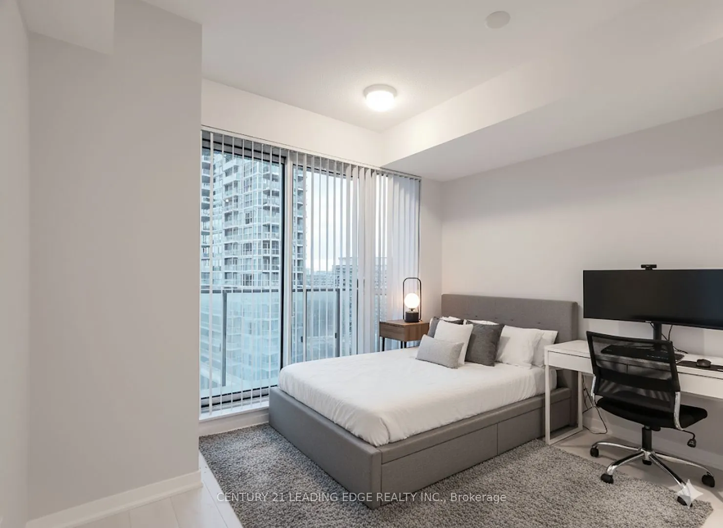 150 East Liberty Street, #1303