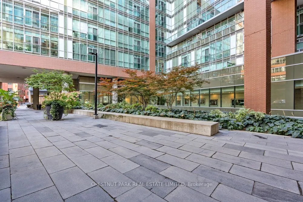 112 George Street, #S704