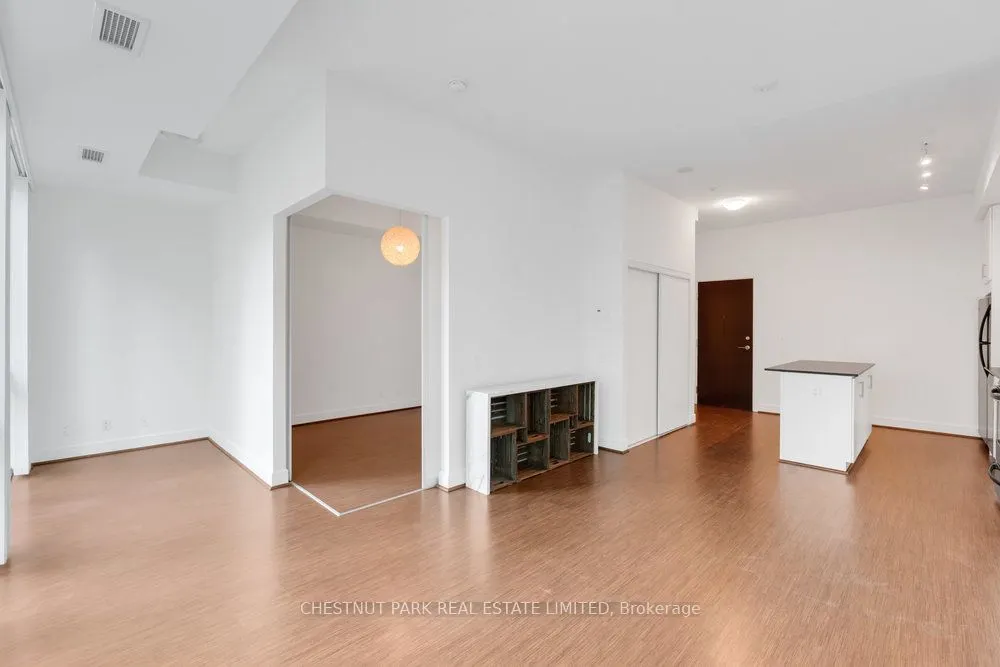 112 George Street, #S704