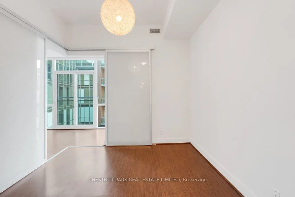 112 George Street, #S704