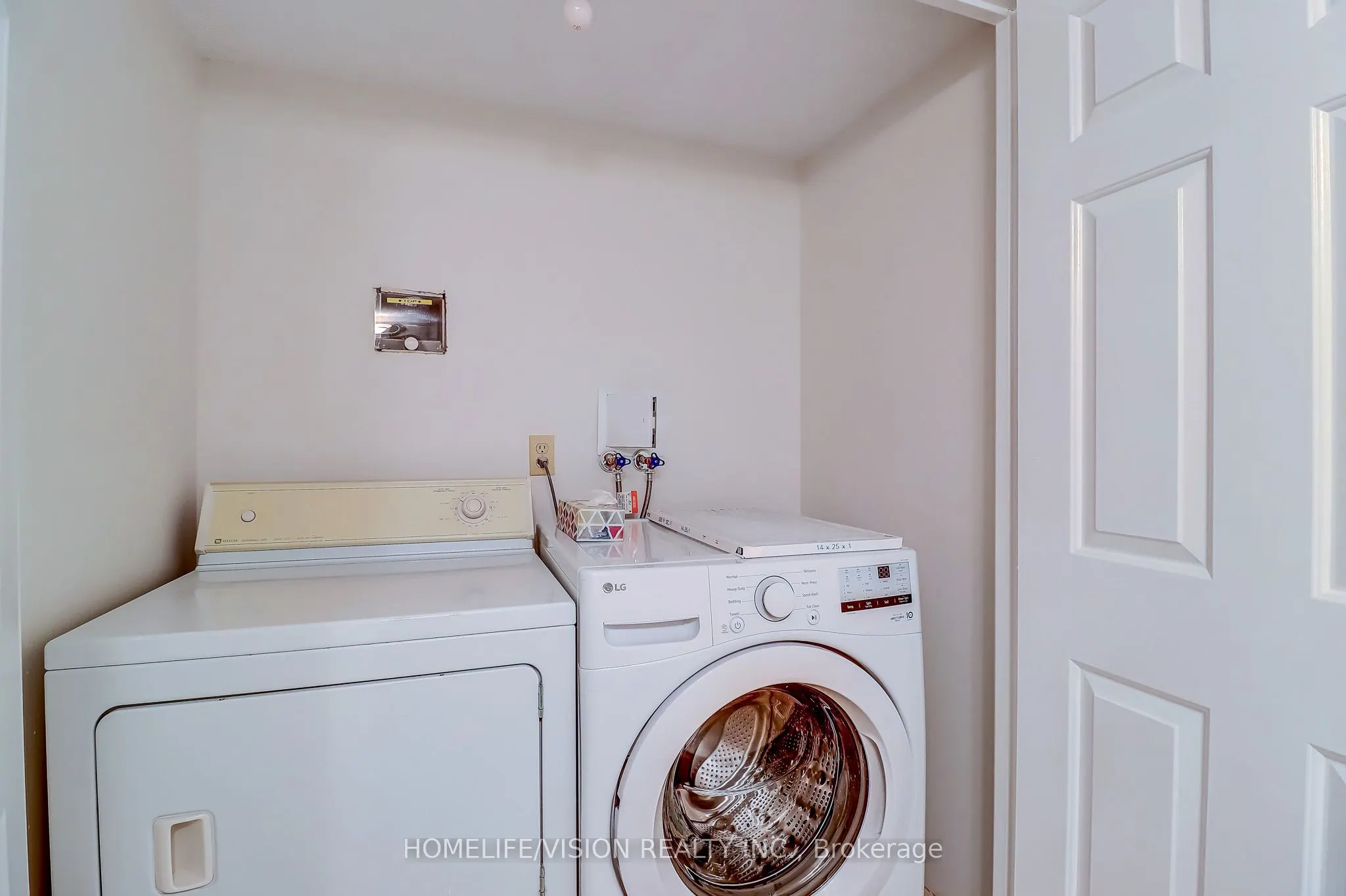 131 Beecroft Road, #207