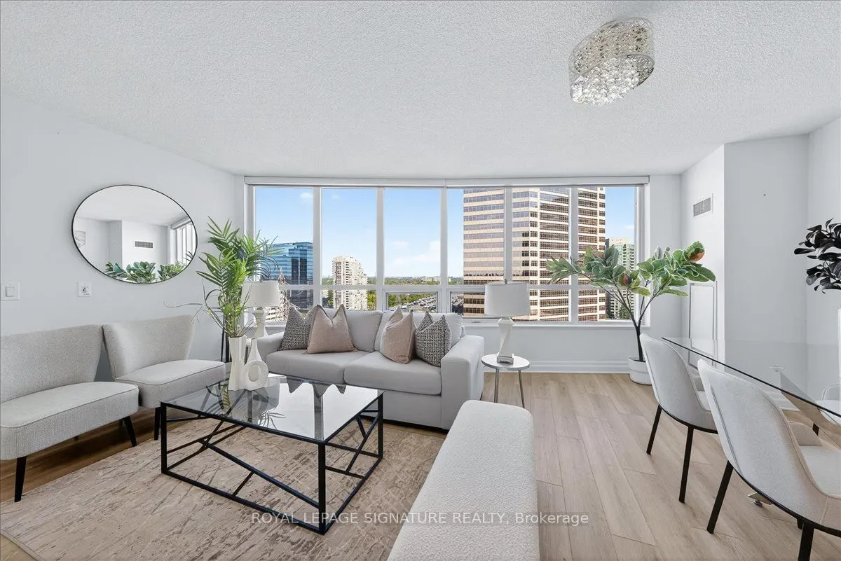 25 Greenview Avenue, #1520