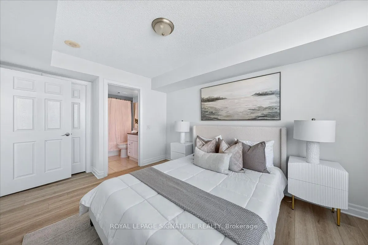25 Greenview Avenue, #1520