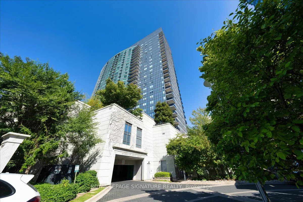 25 Greenview Avenue, #1520