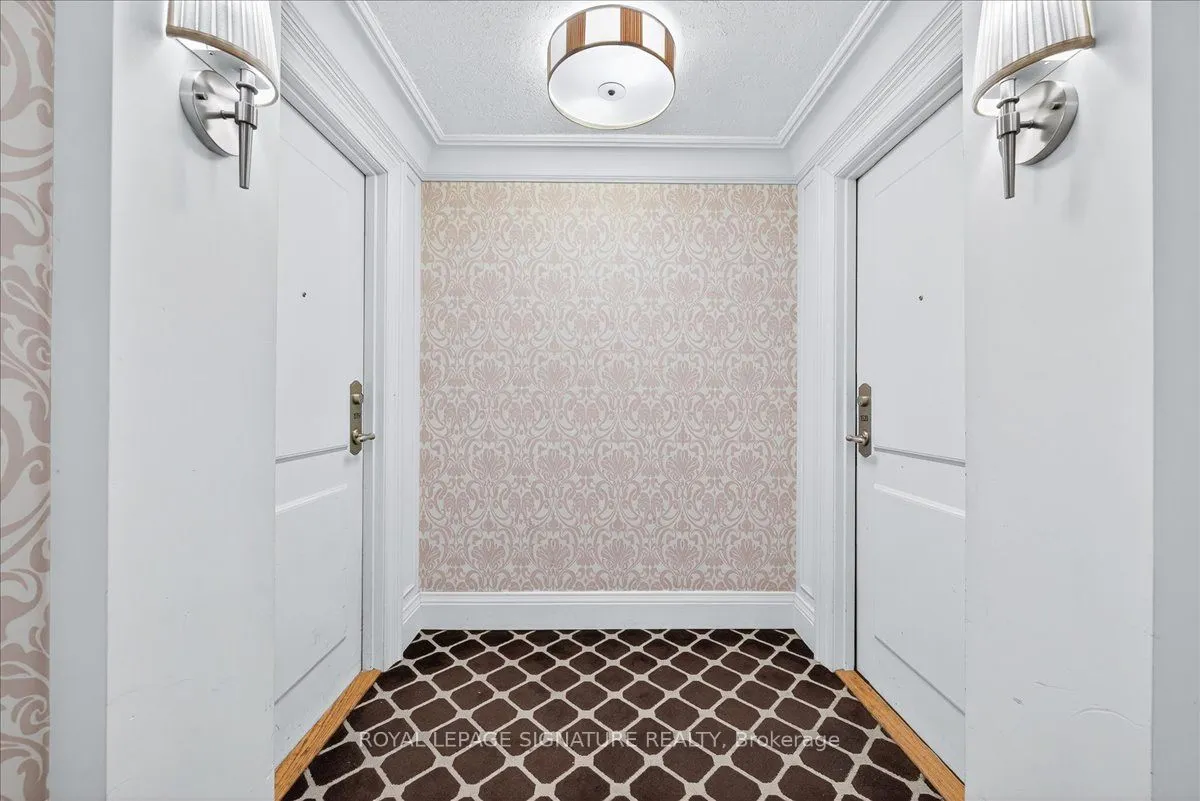 25 Greenview Avenue, #1520